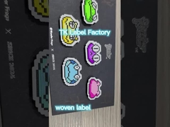 맞춤 직물 의류 라벨 직물 수직 패치 씻을 수 있는 특징