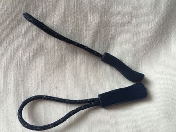 생생한 디자인 옷을 위한 튼튼한 고무 지퍼 끌어당기는 사람 유효한 어떤 크기