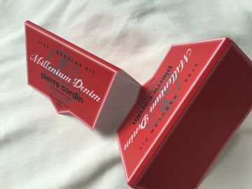 단 하나 측은 재생한 서류상 걸림새 꼬리표, 소매를 위한 중앙에 의하여 접힌 걸림새 꼬리표 인쇄했습니다