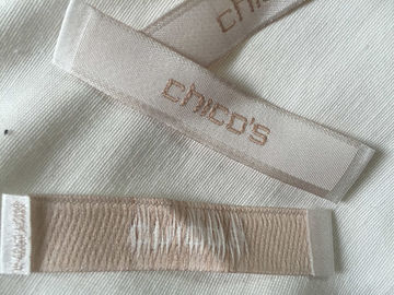 옷을 위한 꼬리표가 환경 친화적인 면에 의하여 길쌈된 의류에 의하여 수를 놓아 레테르를 붙입니다