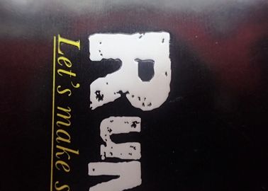 돋을새김하는 로고 친절한 끈 피부를 가진 서류상 의복 걸림새 꼬리표 - 인쇄